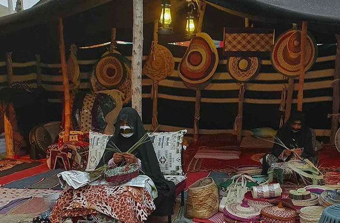 هنگام کاوش در این منطقه میتوانید از تماشای بافندگان هنرمندی که مشغول به بافت انواع بافت‌های سنتی مانند زیرانداز، فرش، سبد و غیره هستند لذت ببرید.