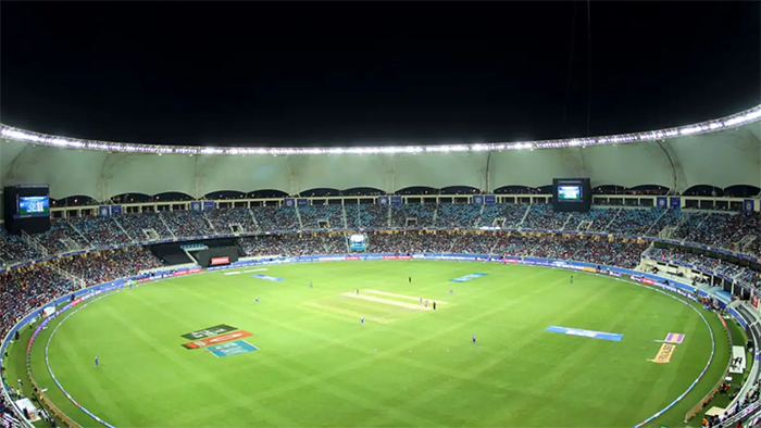 Dubai International Cricket Stadium: یکی از مدرن‌ترین استادیوم‌های کریکت در خاورمیانه با ظرفیت بیش از ۲۵ هزار نفر.