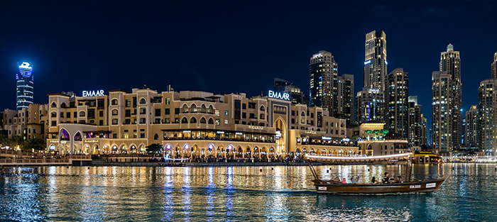 بر دبی بهدلیل فرهنگ تاریخی زنده، دسترسی آسان، امکانات گسترده و تنوع اقامتی محبوب شده است.