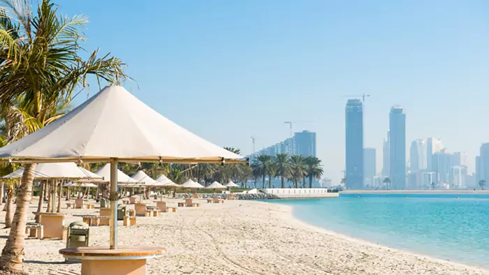 معرفی تفریحات، امکانات و مزایای ساحل الممرز دبی برای زندگی