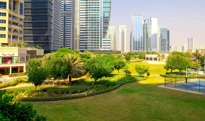 پارک برج‌های دریاچه جمیرا