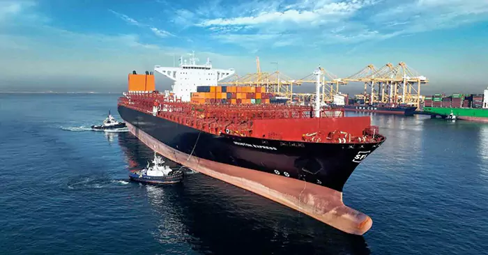 بندر جبل علی چند ترمینال دارد؟