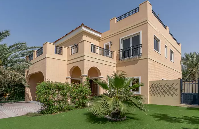 املاک مختلف در منطقه جمیرا ویلیج سیرکل دبی