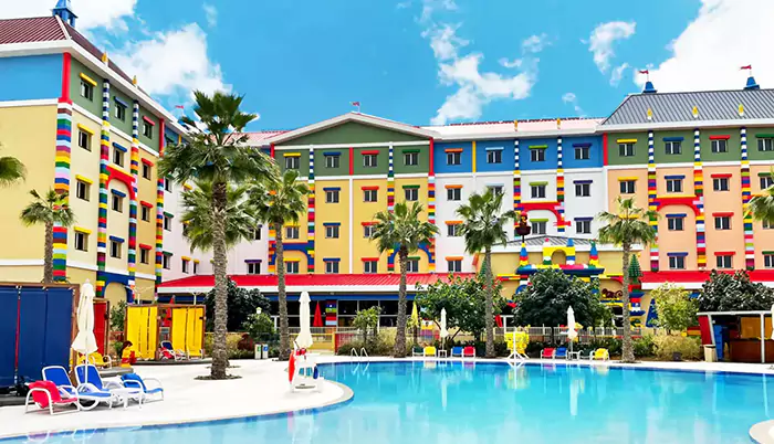 مقایسه تفریحات امارات و یونان