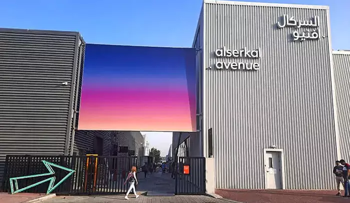 معرفی خیابان السرکال دبی، گالری‌ها، رویدادها و هنر معاصر